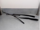 Recambio de brazo limpia delantero derecho para bmw serie 5 lim. (f10) 3.0 turbodiesel referencia OEM IAM 61617182459 6161720315