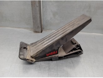 Replacement accelerator pedal potentiometer for BMW 5 Series sedan (F10) 3.0 turbodiesel OEM IAM reference 35426789999 