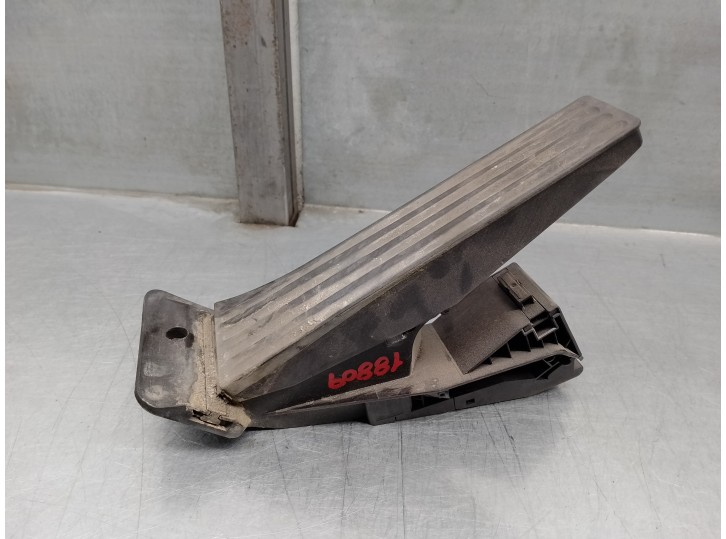 Recambio de potenciometro pedal para bmw serie 5 lim. (f10) 3.0 turbodiesel referencia OEM IAM 35426789999  