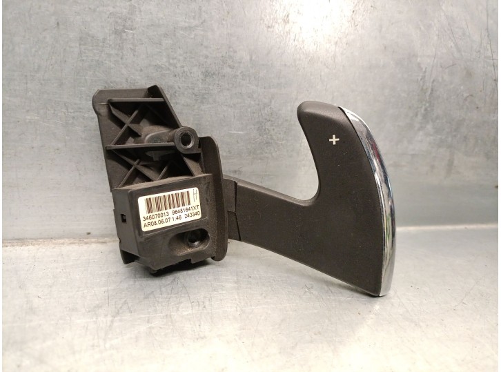 Recambio de mando volante para citroën c4 grand picasso i (ua_) 2.0 hdi 138 referencia OEM IAM 96481641XT 6242N6 