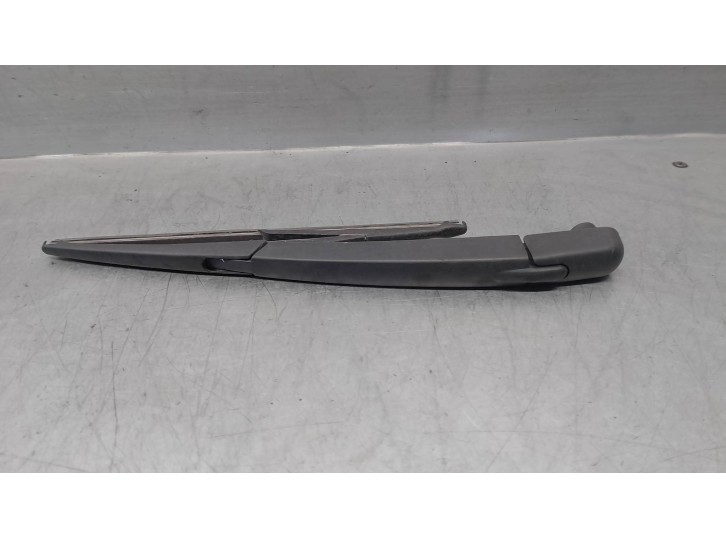 Replacement rear wiper arm for Ford C-Max (CEU) 2.0 TDCi CAT OEM IAM reference AM5117C403 