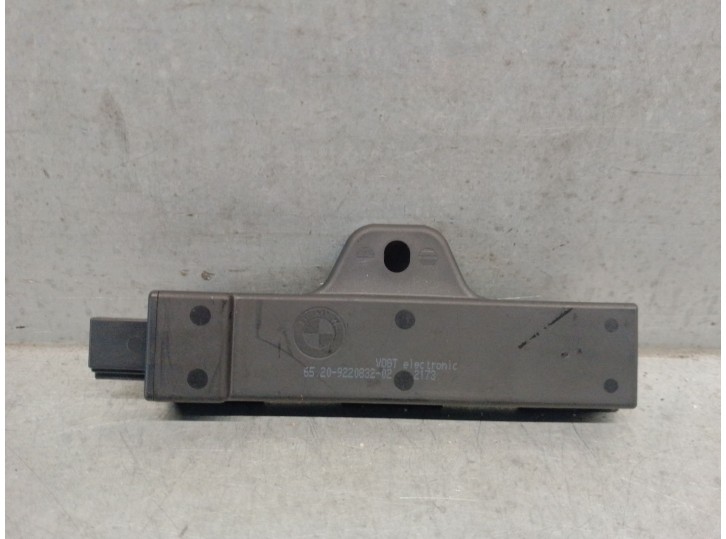 Recambio de antena para bmw x1 (f48) sdrive 16 d referencia OEM IAM 6520922083202 