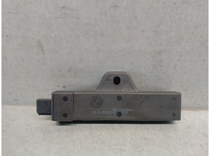 Recambio de antena para bmw x1 (f48) sdrive 16 d referencia OEM IAM 6520922083202 