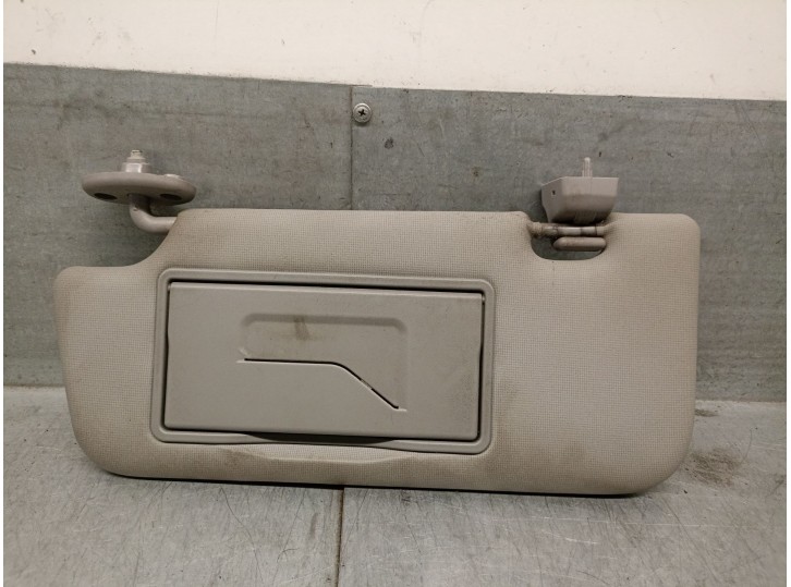 Recambio de parasol izquierdo para ssangyong xlv suv e-xgi 160 referencia OEM IAM 7611035100 7611035100 