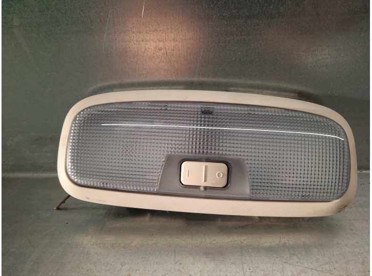 Recambio de luz interior para ford transit courier ambiente referencia OEM IAM ET7613776 2 PINES 3 PINES