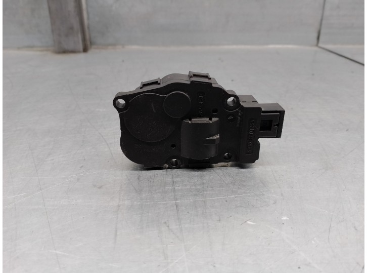 Recambio de motor calefaccion para bmw serie 5 lim. (f10) 3.0 turbodiesel referencia OEM IAM 25022010 
