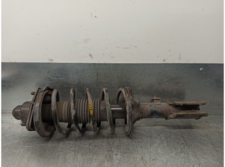 Replacement front left shock absorber for Hyundai Atos Prime (MX) GLS (2003) OEM IAM reference 5465002221 