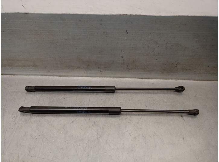 Replacement trunk / tailgate shock absorbers for Fiat 500e (332_) Electric 3+1 (FA1) OEM IAM reference 00521843220 52184322 