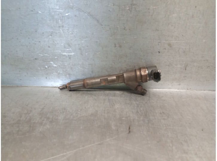 Recambio de inyector para chrysler voyager iv (rg, rs) 2.8 crd referencia OEM IAM 04055110059 5066820AA 