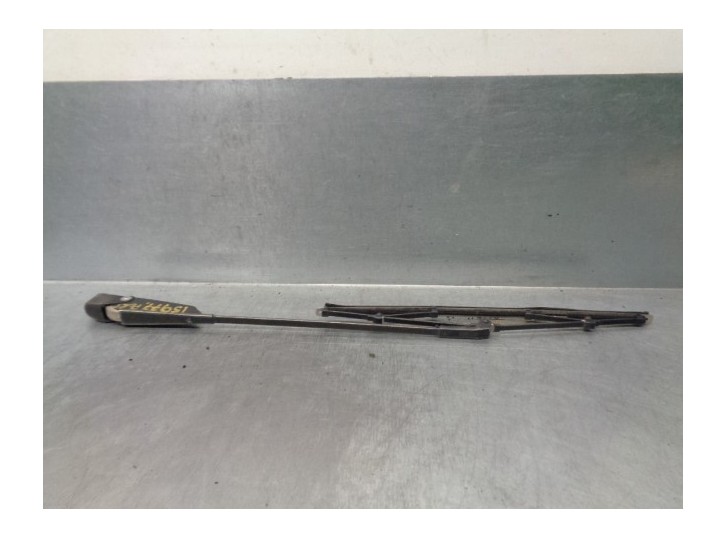 Recambio de brazo limpia trasero para lada niva ( 2121 / 21213 / 21214 / 21215 ) basis referencia OEM IAM 4623752  
