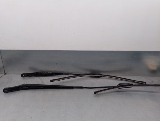 Recambio de brazo limpia delantero derecho para volkswagen golf vii sportsvan 1.6 16v tdi dpf referencia OEM IAM 517955409A 5179