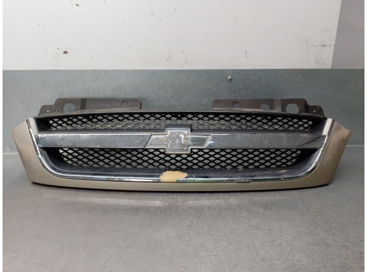 Recambio de rejilla delantera para chevrolet tacuma 1.6 cat referencia OEM IAM 96399717 5 PUERTAS
