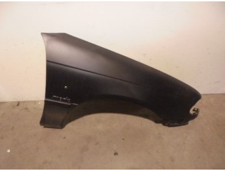 Recambio de aleta delantera derecha para opel astra f berlina básico referencia OEM IAM 90360212 NEGRO MATE 