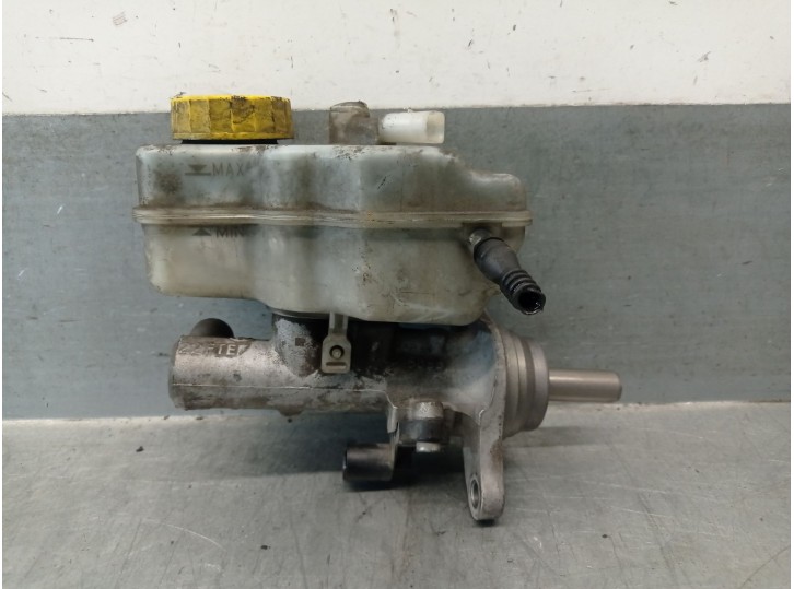 Recambio de bomba freno para skoda rapid (nh3, nk3, nk6) 1.6 tdi referencia OEM IAM 6R0611301A 6R1611019A 