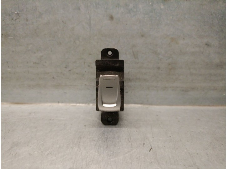 Recambio de mando elevalunas delantero derecho para ssangyong xlv suv e-xgi 160 referencia OEM IAM 8585035000  