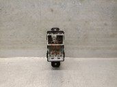 Replacement rear right window lift switch for SsangYong XLV SUV E-XGi 160 OEM IAM reference 8585035000 
