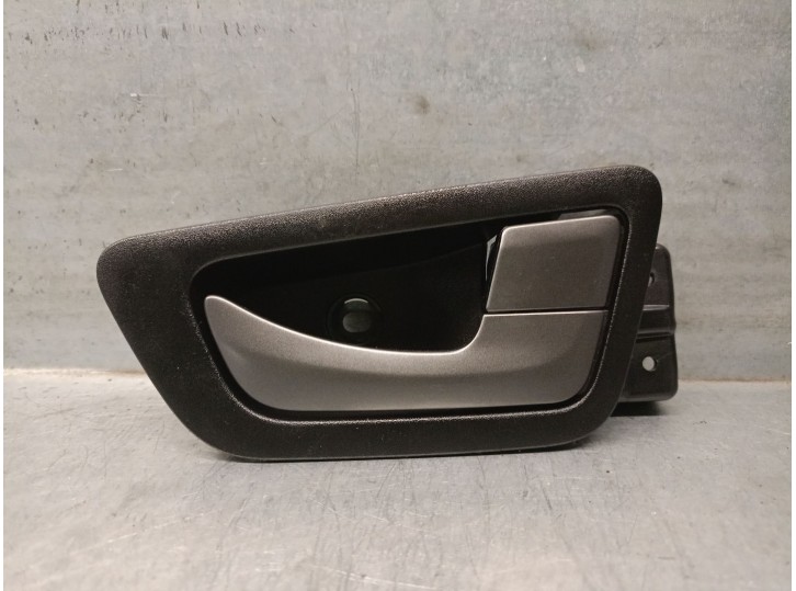 Recambio de maneta interior delantera derecha para ssangyong xlv suv e-xgi 160 referencia OEM IAM 7242033000 