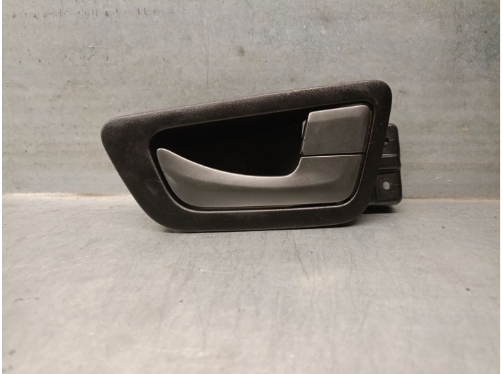 Recambio de maneta interior trasera derecha para ssangyong xlv suv e-xgi 160 referencia OEM IAM 7242033000 7242033000 