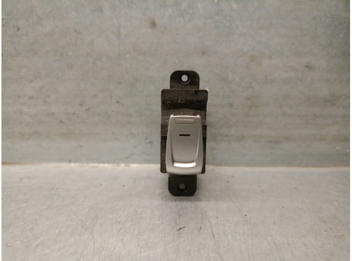 Recambio de mando elevalunas trasero izquierdo para ssangyong xlv suv e-xgi 160 referencia OEM IAM 8585035000 