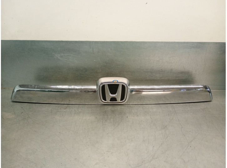 Recambio de molduras traseras para honda cr-v (re) 2.2 ctdi referencia OEM IAM 74890SWWE010M1  