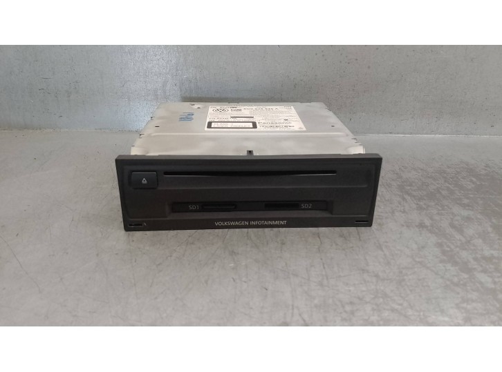 Recambio de sistema navegacion gps para volkswagen golf vii sportsvan 1.6 16v tdi dpf referencia OEM IAM 5G0035846A PANASONIC