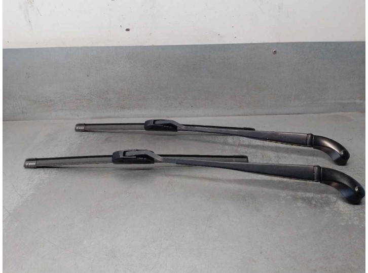 Recambio de brazo limpia delantero derecho para mini cooper (rc31) (2004-...) manual 1.6 85 referencia OEM IAM 61619449970 