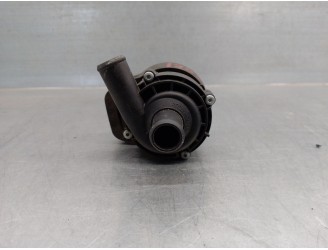 Recambio de bomba agua para mercedes-benz clase c (w204) lim. 2.1 cdi cat referencia OEM IAM A2118350364 0392023000 BOSCH