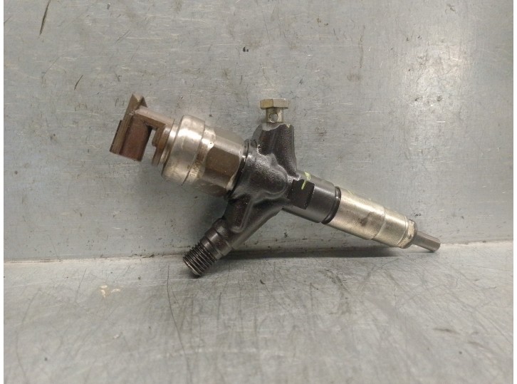 Recambio de inyector para subaru forester (sh_) 2.0 d awd (shh) referencia OEM IAM 16613AA030 16613AA030 DENSO