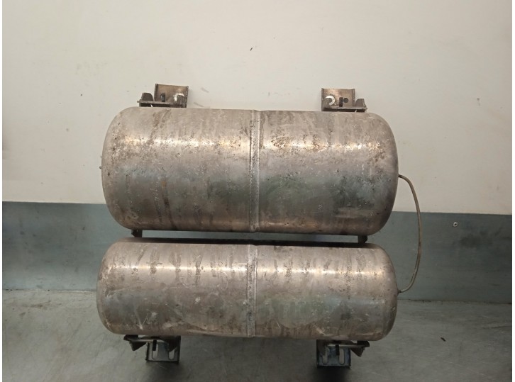 Recambio de acumulador central amortiguacion para mercedes-benz clase m (w164) 320 / 350 cdi (164.122) referencia OEM IAM A16432