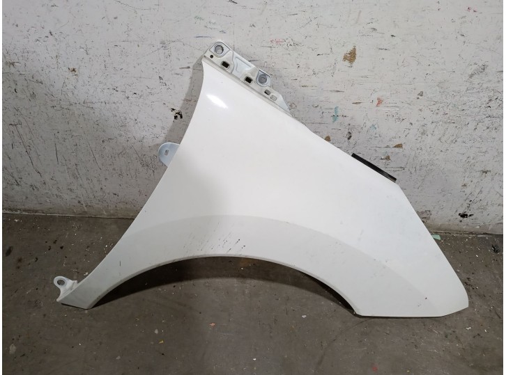 Recambio de aleta delantera derecha para peugeot 3008 i monospace (0u_) 1.6 hdi referencia OEM IAM 7841Z1 7841Z1 