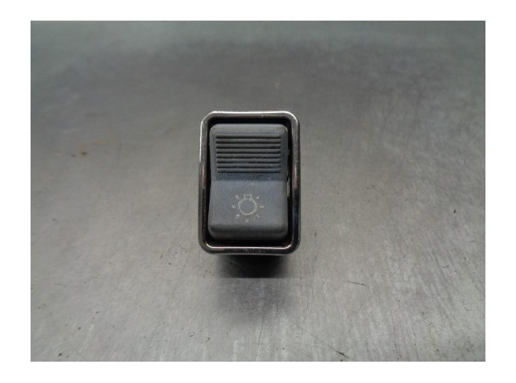 Recambio de interruptor para lada niva ( 2121 / 21213 / 21214 / 21215 ) basis referencia OEM IAM 4624645 