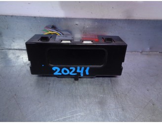 Recambio de pantalla multifuncion para renault kangoo (f/kc0) 1.5 dci diesel referencia OEM IAM P7700436305A JOHNSON CONTROLS