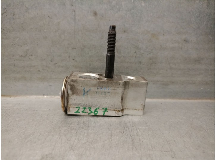 Recambio de valvula expansion para ssangyong xlv suv e-xgi 160 referencia OEM IAM 42550050 