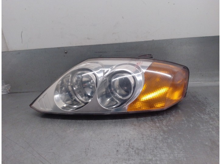 Recambio de faro izquierdo para hyundai coupe (gk) 1.6 fx referencia OEM IAM 921012C020 3 PUERTAS
