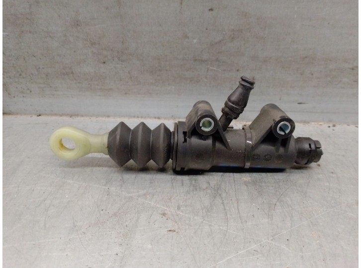 Recambio de bomba embrague para mini mini countryman (r60) cooper d referencia OEM IAM 21526774078 21526774078 