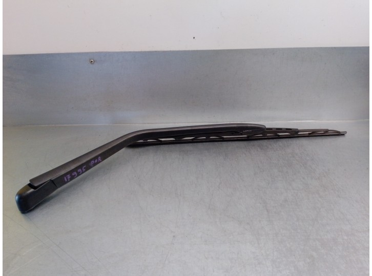 Recambio de brazo limpia trasero para renault laguna (b56) 1.8 cat referencia OEM IAM 7700414504  