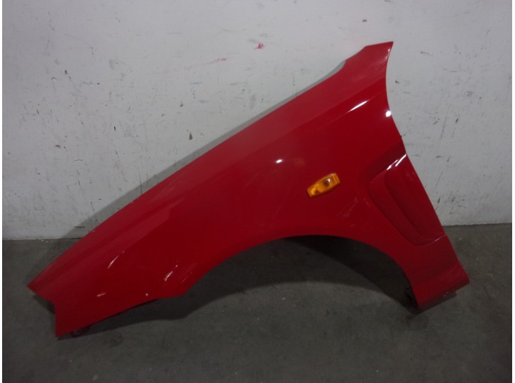 Recambio de aleta delantera izquierda para hyundai coupe (gk) 1.6 fx referencia OEM IAM 663112C030 ROJA 