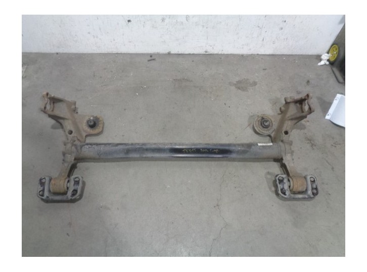 Recambio de puente trasero para opel astra j lim. 1.7 16v cdti referencia OEM IAM 402031 SOLO PUENTE BURRA 8