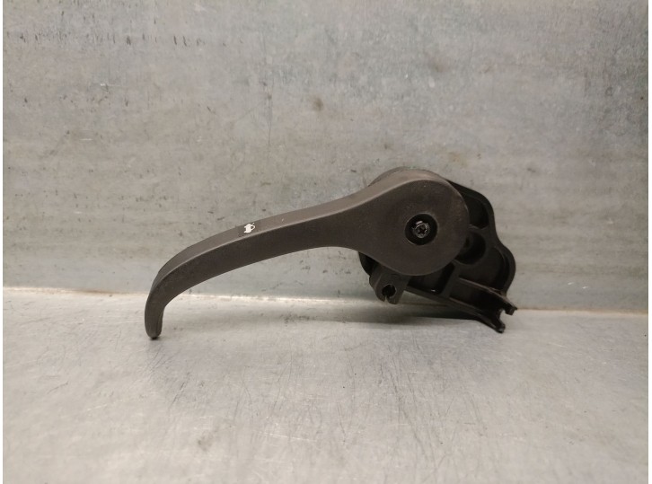 Recambio de cerradura capot para ssangyong xlv suv e-xgi 160 referencia OEM IAM 7114734000  