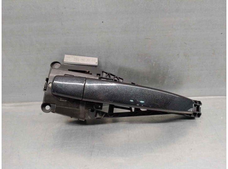 Recambio de maneta exterior delantera derecha para opel astra j lim. 1.7 16v cdti referencia OEM IAM 14096401 5 PUERTAS