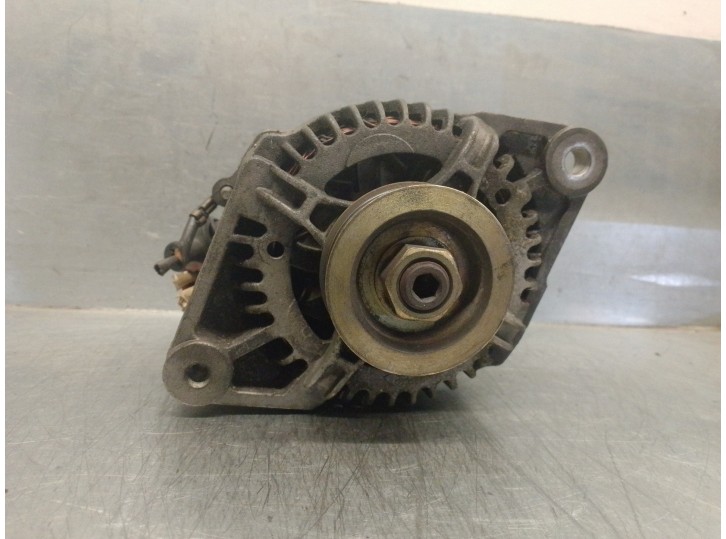 Replacement alternator for Nissan Primera Saloon (P11) 1.6 16V CAT OEM IAM reference 63321704 231002F010 MAGNETI MARELLI