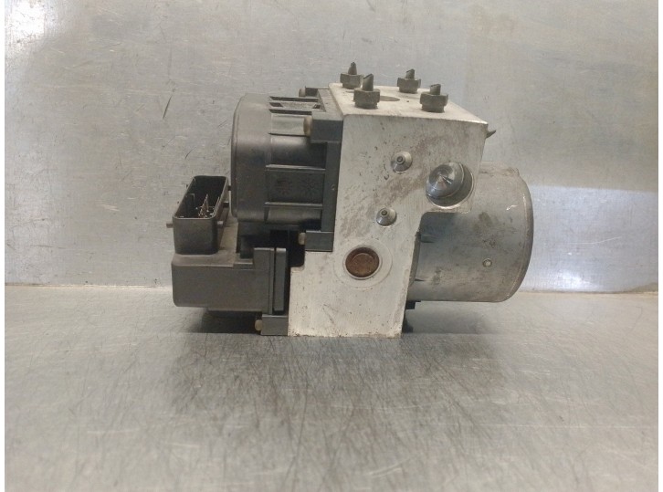 Recambio de abs para nissan primera berlina (p11) 1.6 16v cat referencia OEM IAM 476608F820 0265216586 BOSCH