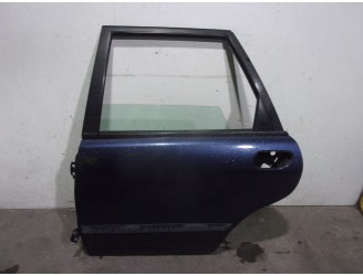 Replacement rear left door for Volvo V40 estate diesel CAT OEM IAM reference 30882907 BLUE 5 DOORS