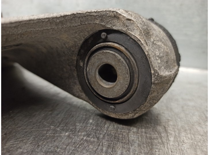 Recambio de brazo suspension superior delantero derecho para alfa romeo 156 sportwagon crosswagon q4 referencia OEM IAM 60657246