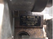 Recambio de bomba inyeccion para volvo v40 familiar diesel cat referencia OEM IAM 8200108225 0445010075 BOSCH