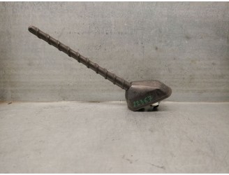 Recambio de antena para ssangyong xlv suv e-xgi 160 referencia OEM IAM V305228EK  