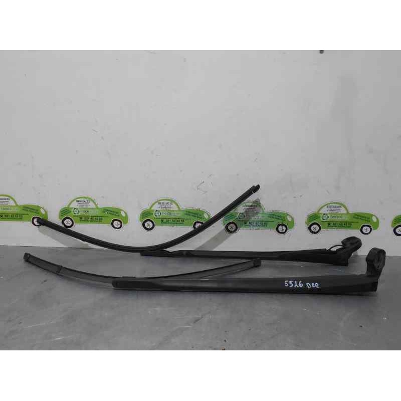 Recambio de brazo limpia delantero derecho para seat leon (1p1) 1.9 tdi referencia OEM IAM 