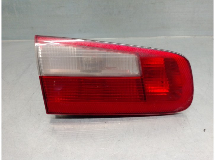 Recambio de piloto trasero izquierdo para renault laguna ii (bg0) 1.9 dci diesel cat referencia OEM IAM 8200002475 DE PORTON 5 P