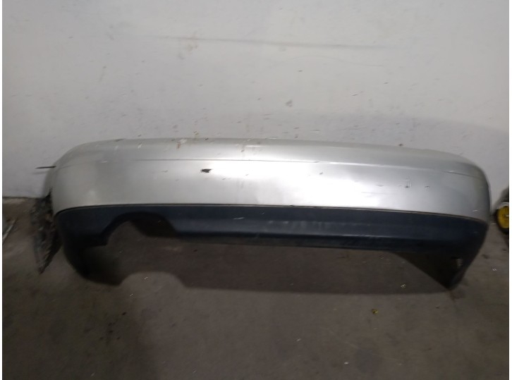 Recambio de paragolpes trasero para audi a4 berlina (b5) 1.9 tdi referencia OEM IAM 8D5807301AA 8D5807301AA 