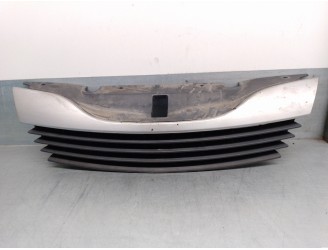 Recambio de rejilla delantera para renault laguna ii (bg0) 1.9 dci diesel cat referencia OEM IAM 8200390126 